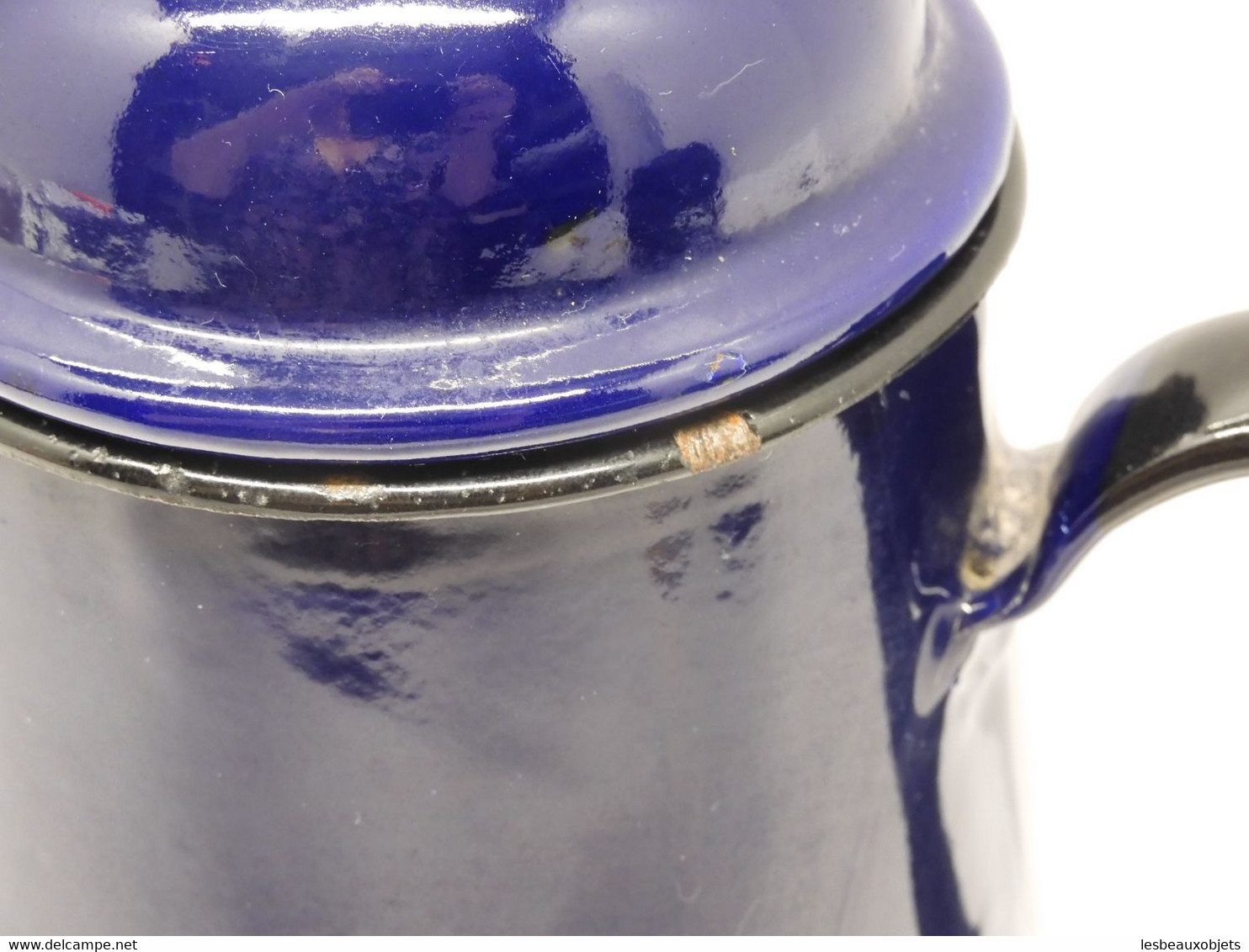 * JOLIE ANCIENNE CAFETIERE EMAILLEE BLEU Foncé Made In POLAND COLLECTION Déco   E - Theepot