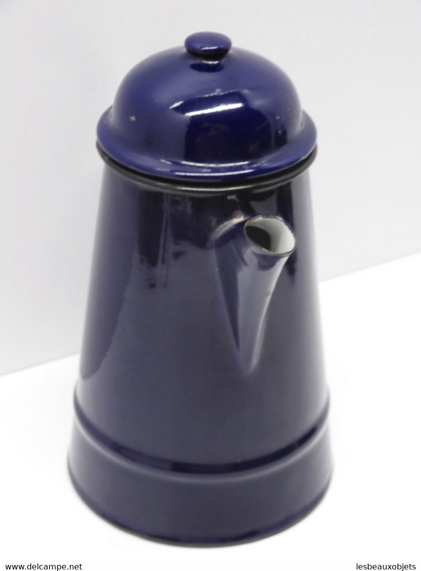 * JOLIE ANCIENNE CAFETIERE EMAILLEE BLEU Foncé made in POLAND COLLECTION déco   E