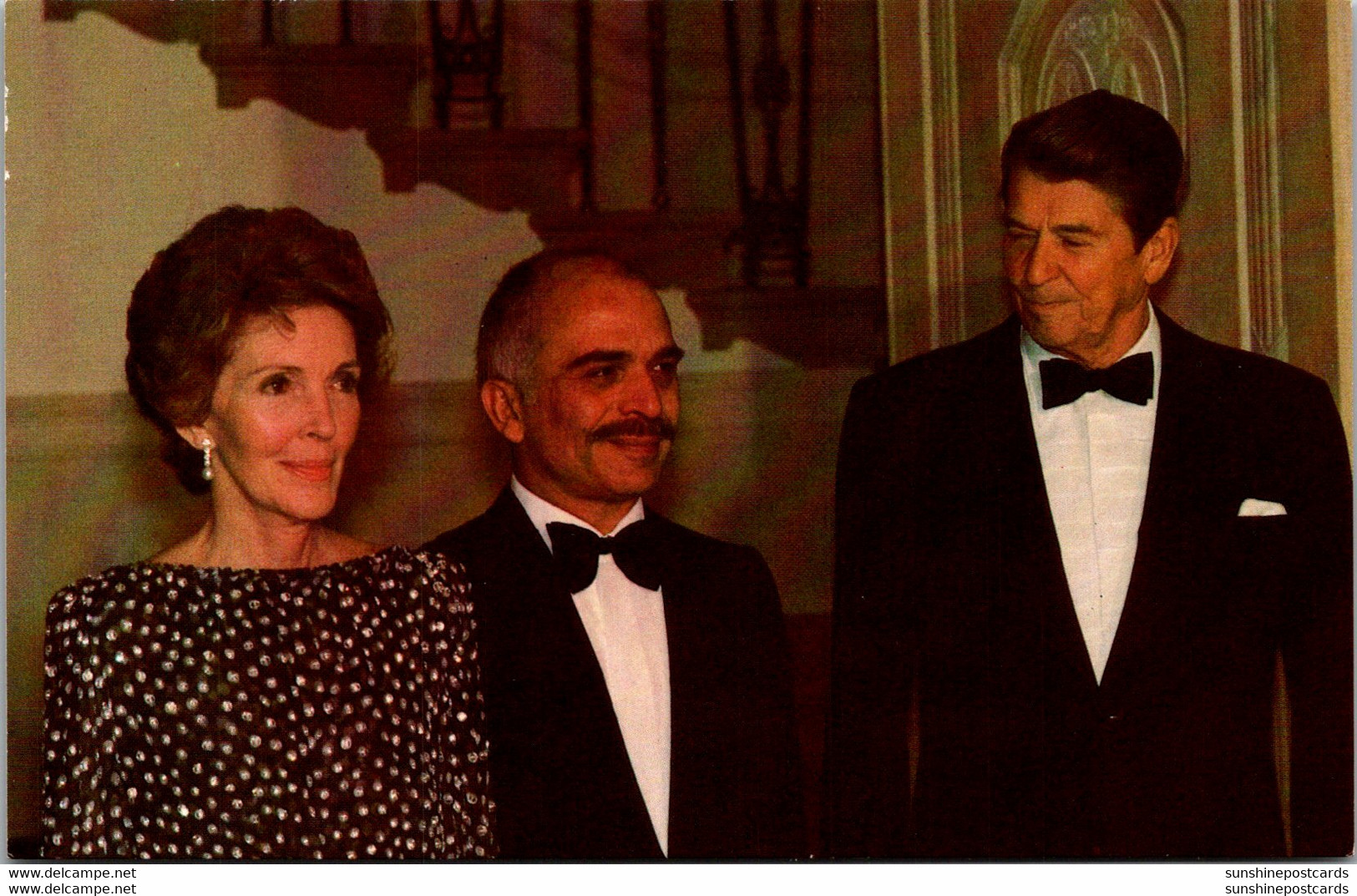 President Ronald Reagan And Nancy Reagan With King Hussein 16 November 19181 - Présidents