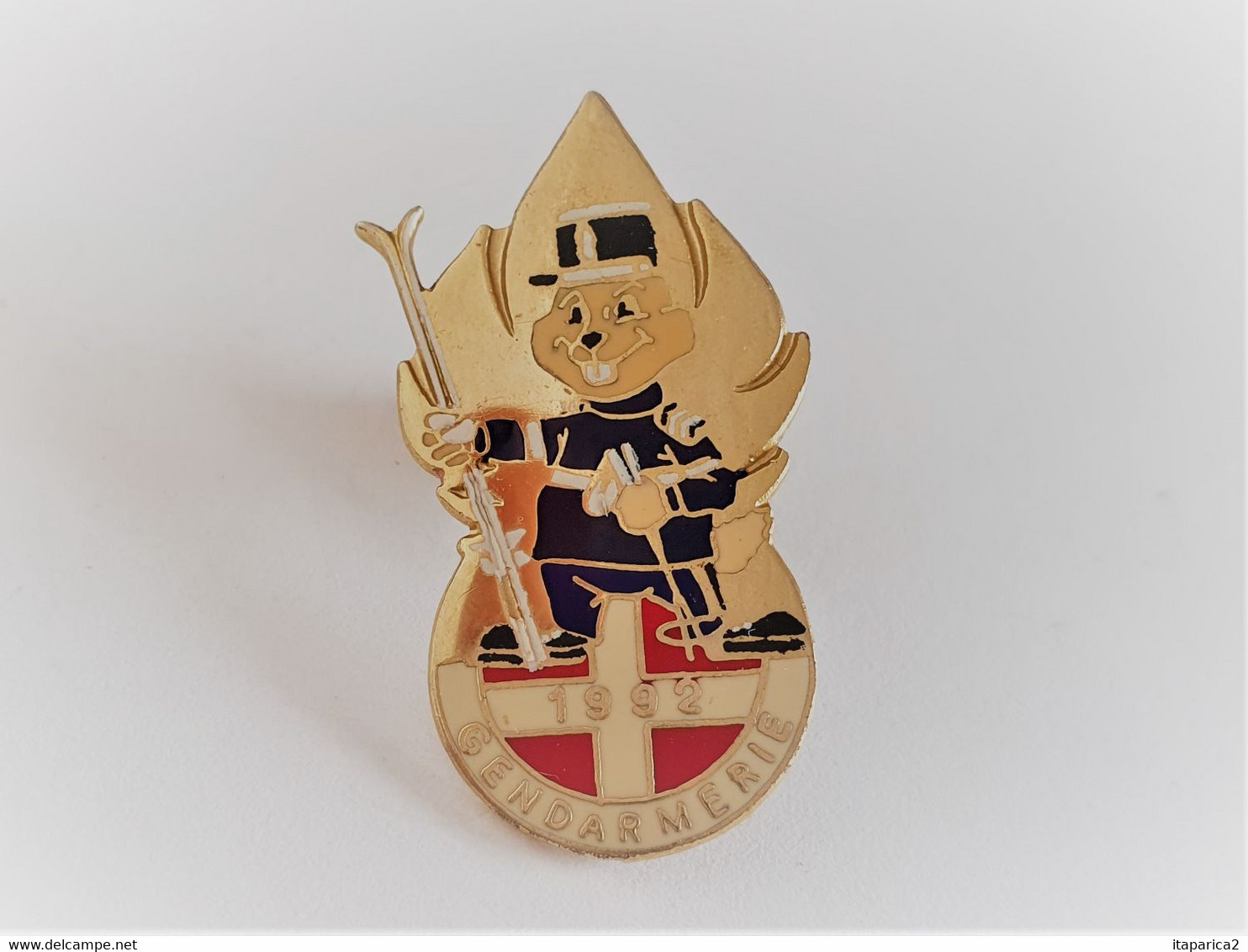 PINS JEUX OLYMPIQUES ALBERTVILLE 1992 GENDARMERIE MARMOTTE / Flamme Dorée / 33NAT - Jeux Olympiques