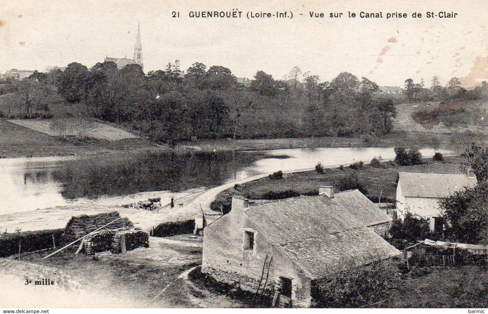 GUENROUET VUE SUR LE CANAL PRISE DE ST CLAIR, TROUPEAU DE VACHES, FERMIERE ET CHIEN REF 3300 - Guenrouet