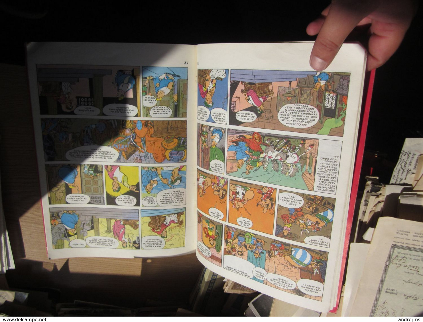 Asterix Az Auvergne - I Pajzs Serbian Edition In Hungarian Forum Ujvidek Novi Sad - Fumetti & Mangas (altri Lingue)