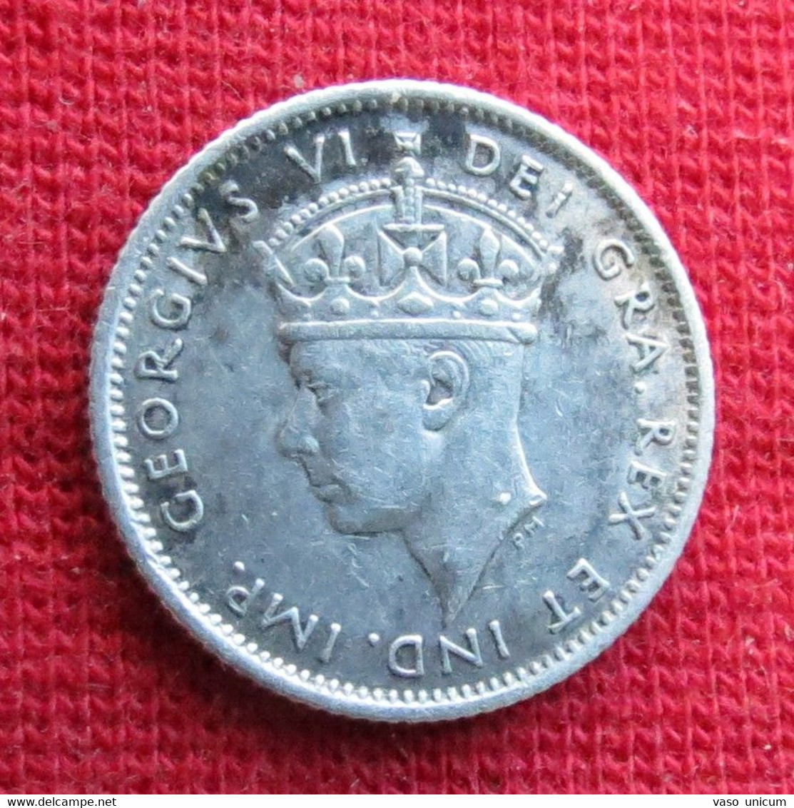 Newfoundland 10 Cents 1942 - Other - America