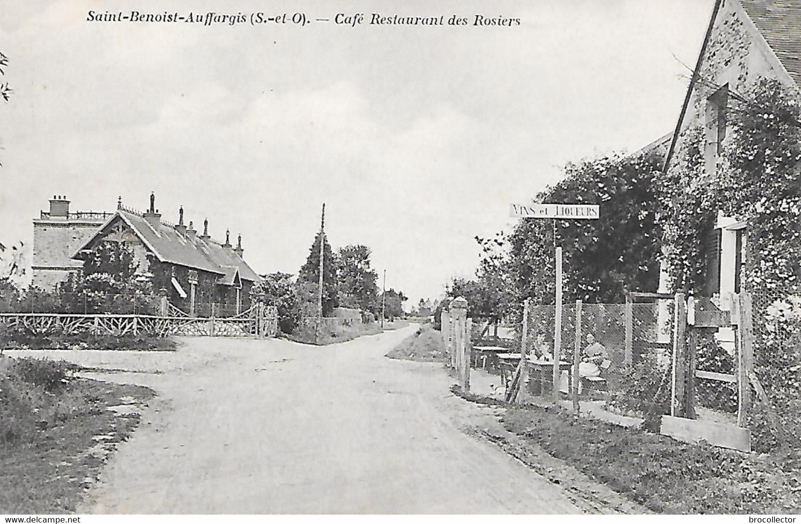 SAINT BENOIT ( 78 ) -  Café Restaurant Des Rosiers - Auffargis