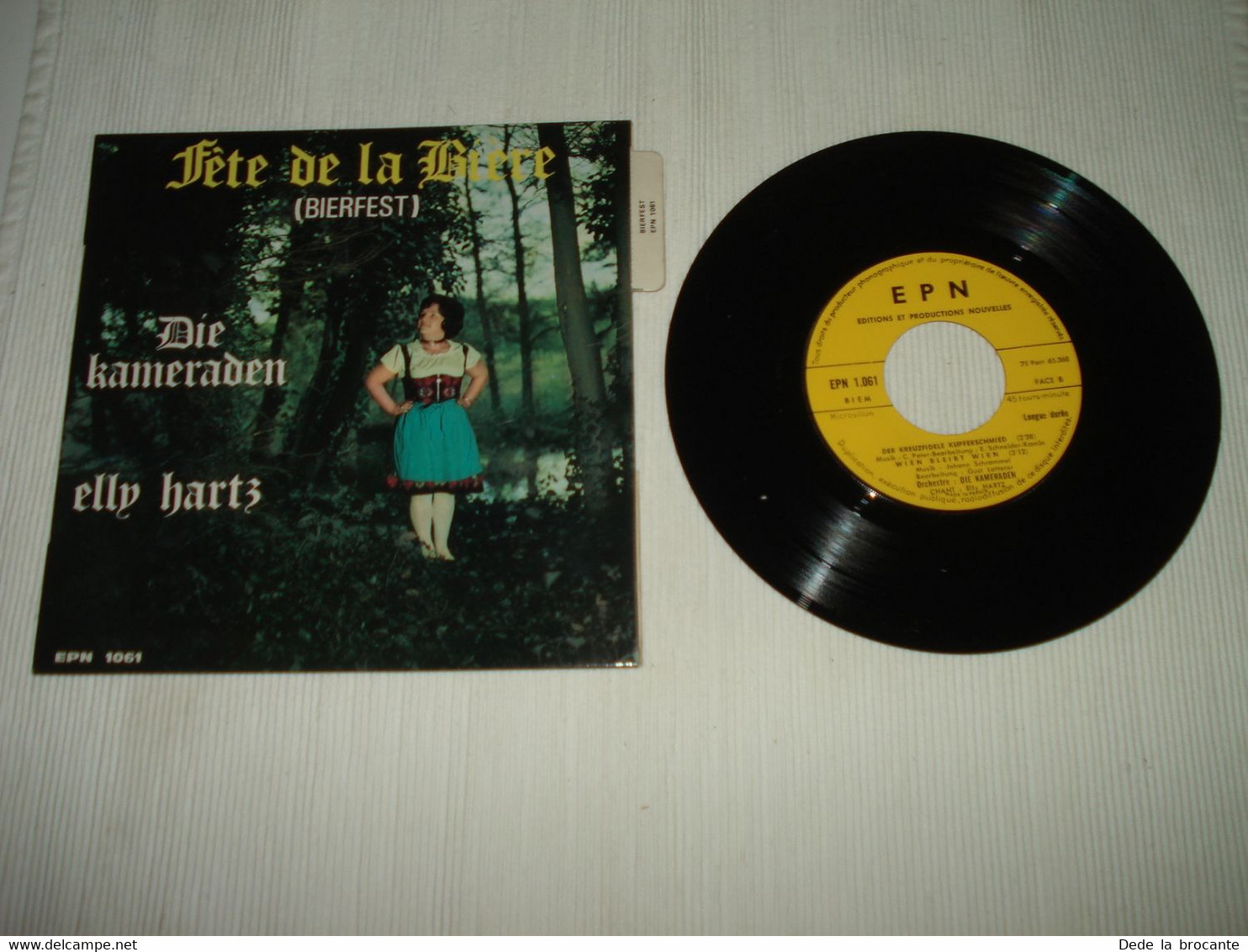 B1 / Fête De La Bière ( Bierfest ) 45 EP - EPN - 1061 - France + Languette - Otros - Canción Alemana