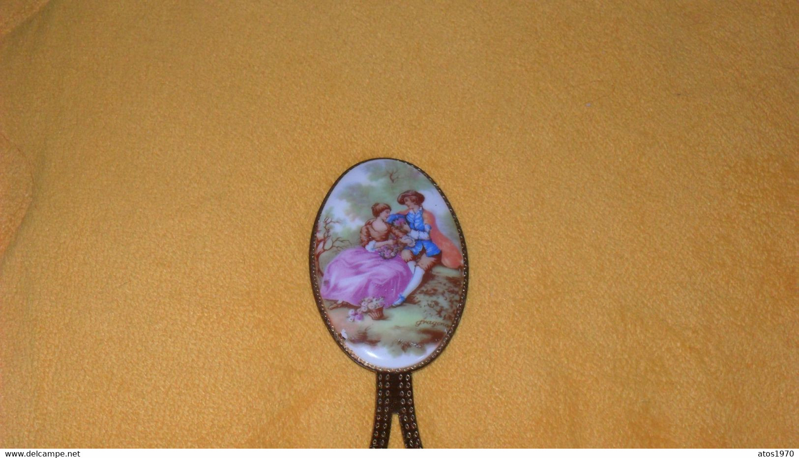 PETIT MIROIR COUPE PAPIER MINIATURE FRAGONARD..PORCELAINE ?..11CM.. - Ouvre-lettres