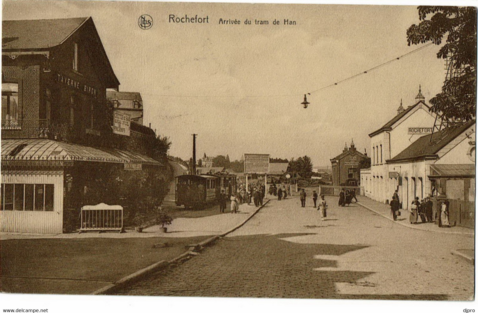 Rochefort Arrivée Du Tram De Han - Rochefort