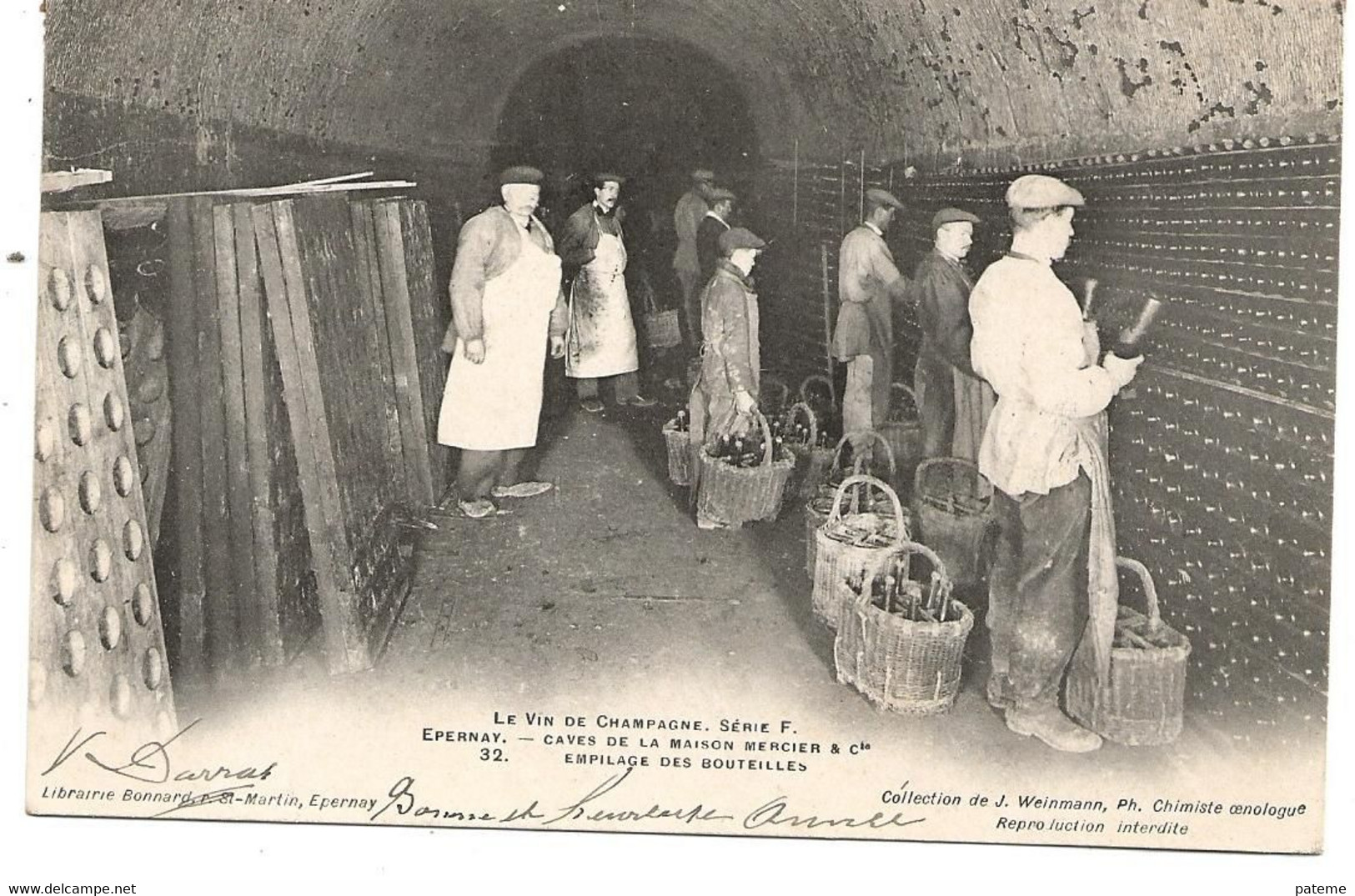 Le Vin De Champagne Caves Mercier Empilage Des Bouteilles - Epernay