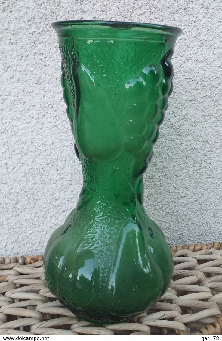 VASE En Verre, Avec Motifs De Fruits -  VINTAGE - ITALIE - Hauteur 25.5 Cm - Vasi