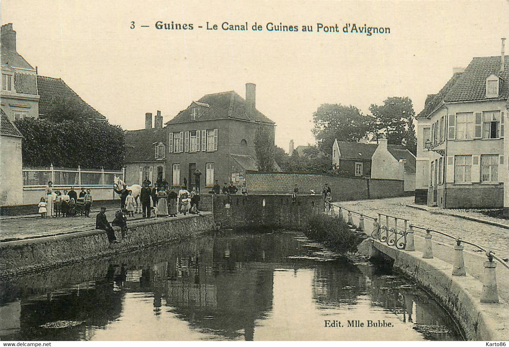 Guines * Le Canal De La Ville Au Pont D'avignon * Villageois - Guines