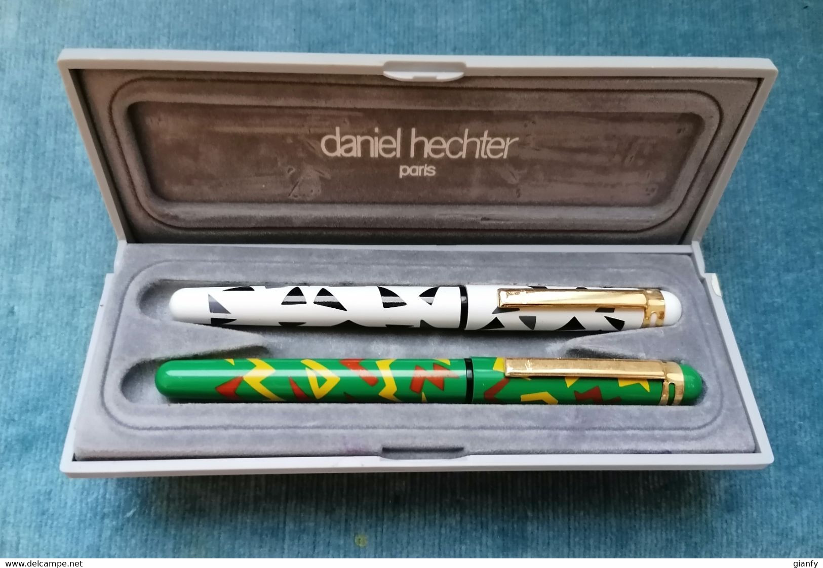 2 PENNE STILOGRAFICHE DANIEL HECHTER SERIE POP ART 1980 VINTAGE FRENCH FOUNTAIN PENS BOXED - Stylos