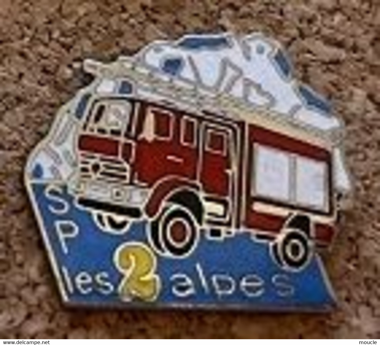 SAPEURS POMPIERS - SP - LES DEUX ALPES - LES 2 ALPES - CAMION - VEHICULE - ECHELLE - MONTAGNE - BERG - FRANCE -    (31) - Firemen