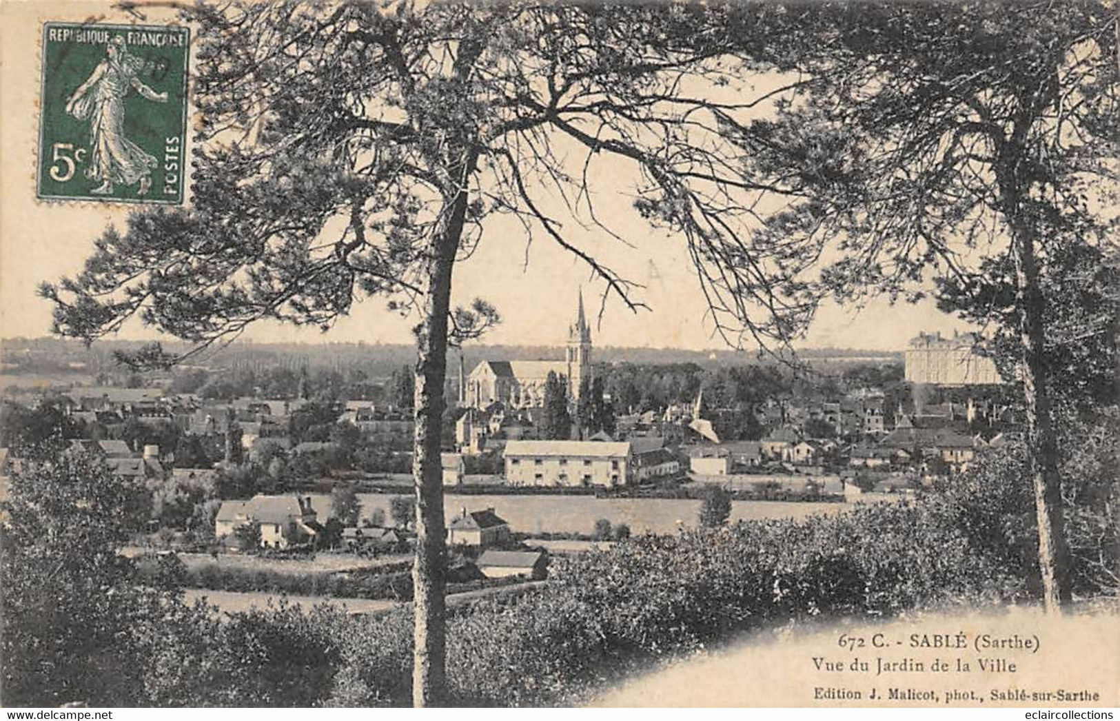 Sablé Sur Sarthe          72            Vue Du Jardin De La Ville         (voir Scan) - Sable Sur Sarthe