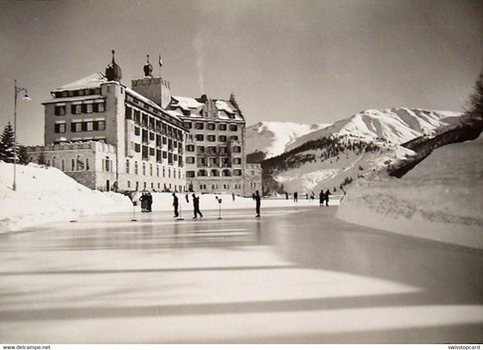 ZUOZ Hotel Castell Mit Eisbahn - Zuoz