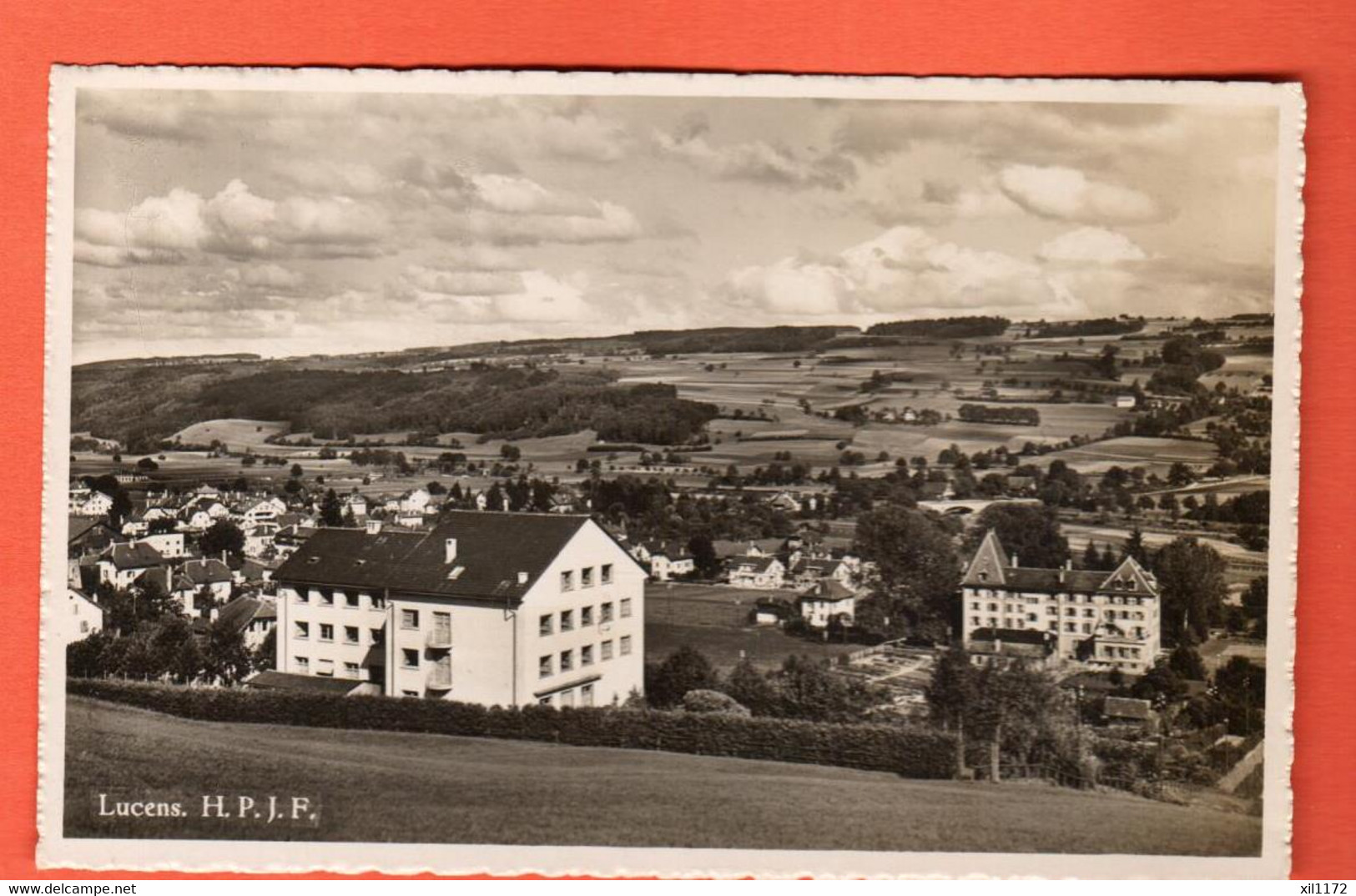 ZTW-04a Lucens Home Protestant De Jeunes Filles Et Vue Générale  Circulé 1947  Thévoz Carte-photo - Lucens