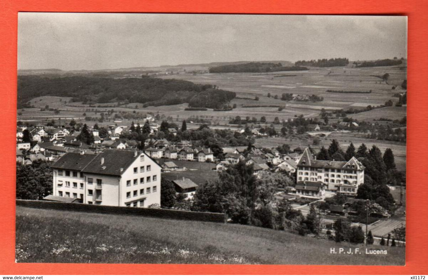 ZTW-04b Lucens Home Protestant De Jeunes Filles Et Vue Générale  Circulé 1947  Thévoz Carte-photo - Lucens