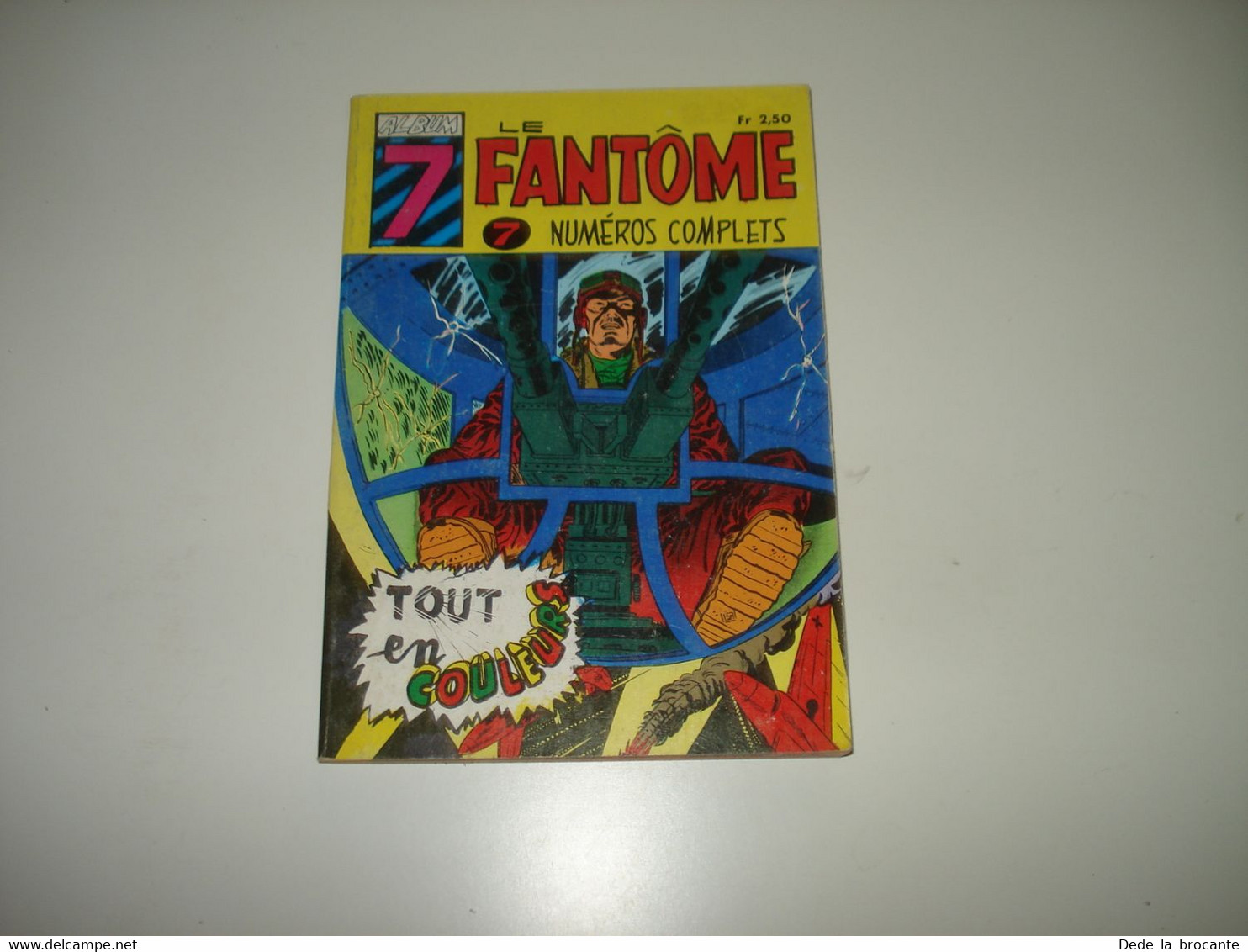 C22 / Le Fantôme Reliure N° 7 - 7 Aventures  N° 194 , 196 , 197 , 198 , 199 , 200 , 201  Ed. Remparts 1969  Etat Neuf - Phantom