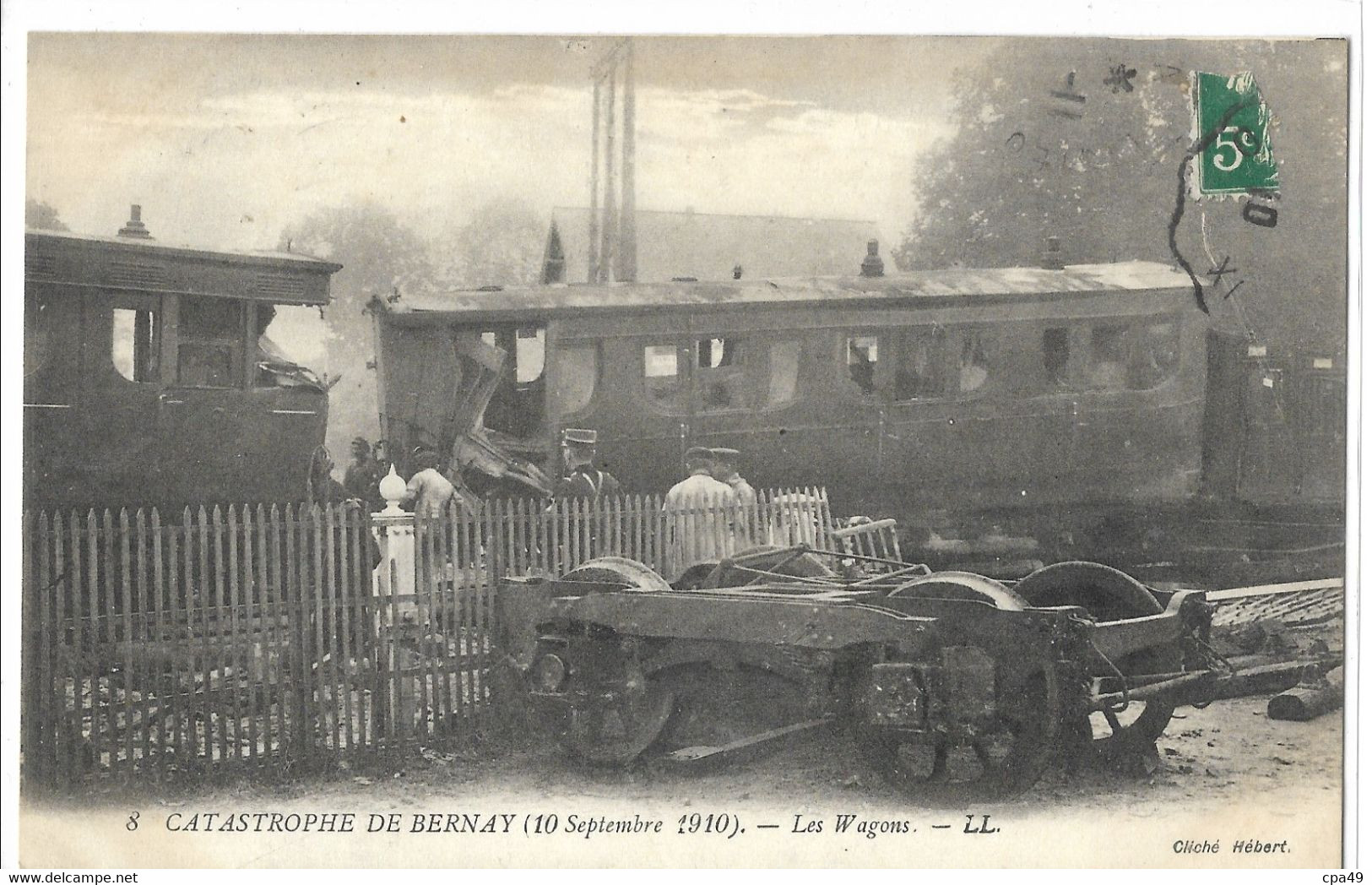 27  CATASTROPHE  DE  BERNAY  10  SEPTEMBRE   1910  LES WAGONS - Bernay