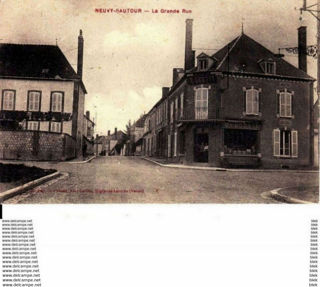 89 . Yonne :  Neuvy Sautour  : La Grande Rue . - Neuvy Sautour