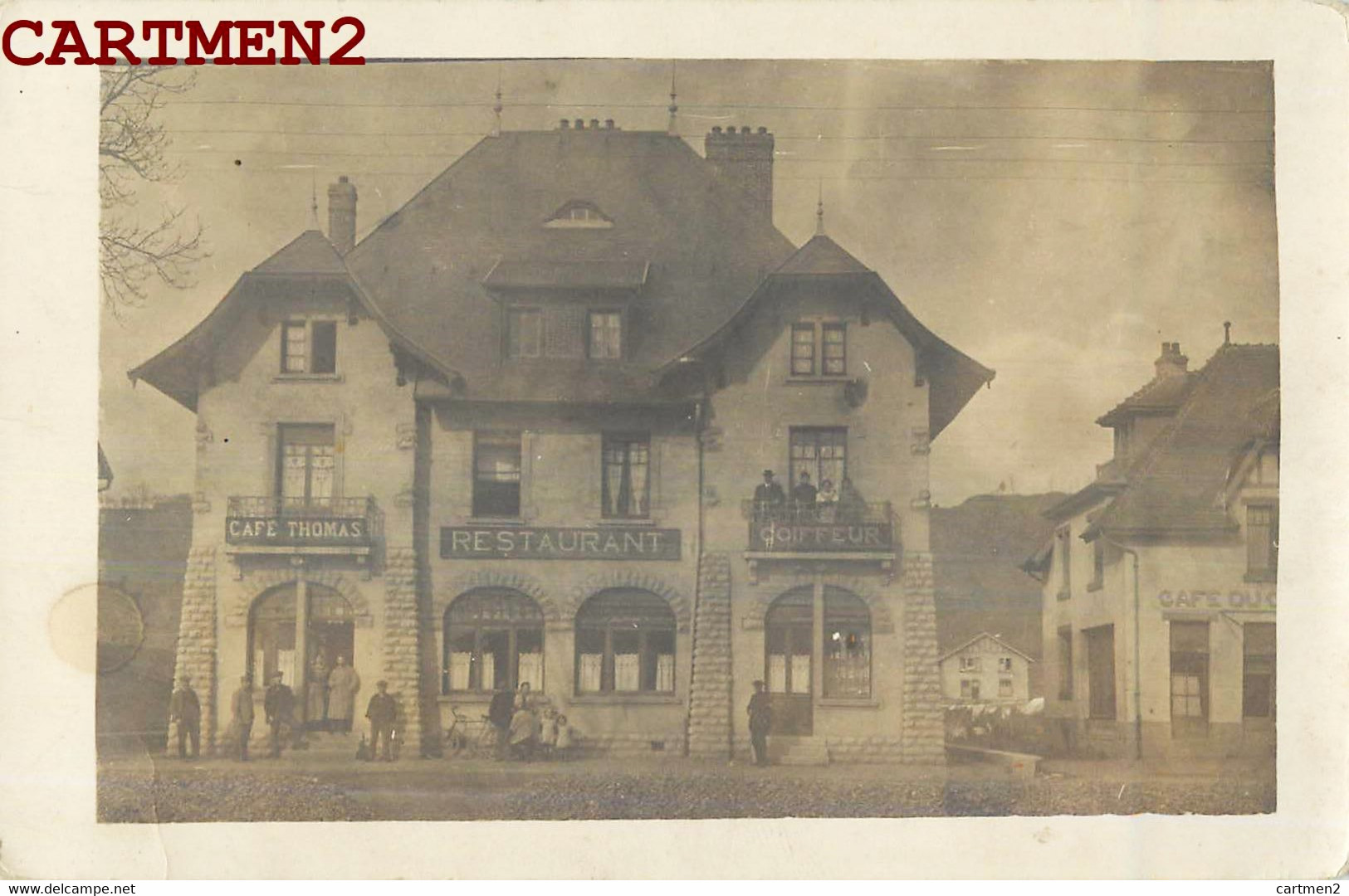 RARE CARTE PHOTO : SOCHAUX " CAFE RESTAURANT ET SALON DE COIFFURE THOMAS " ANIME COIFFEUR 25 DOUBS - Sochaux