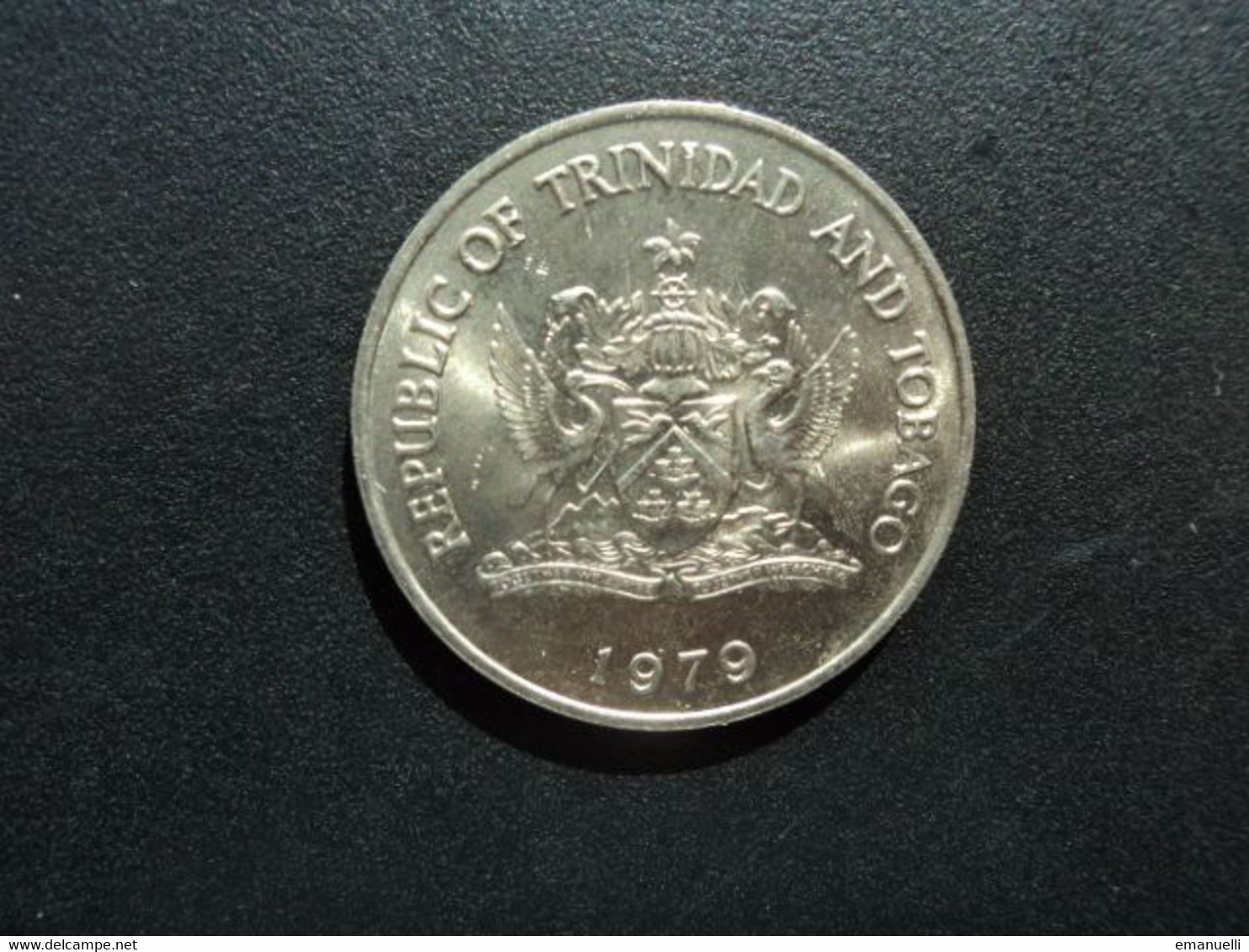 TRINITÉ ET TOBAGO * : 1 DOLLAR  1979   KM 38     NON CIRCULÉE - Trinité & Tobago