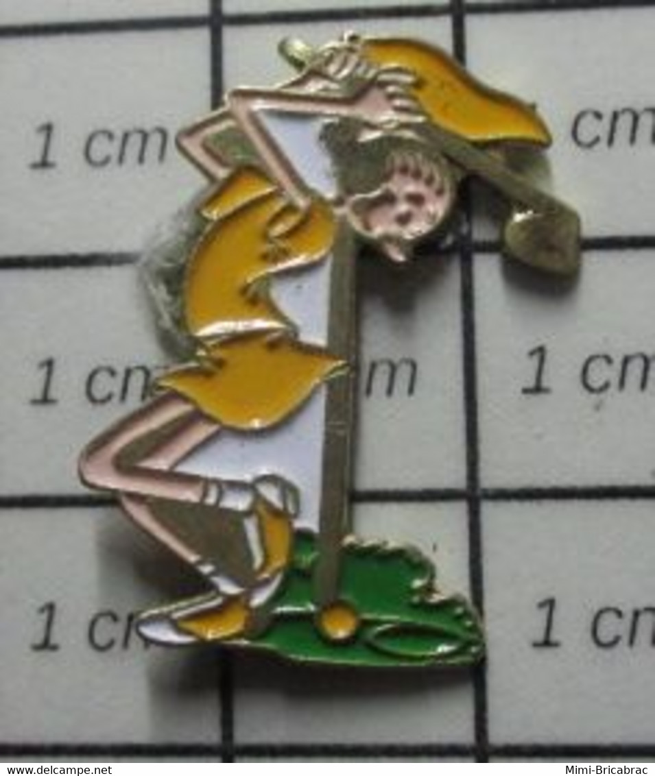 115A Pin's Pins / Beau Et Rare / THEME : BD / DESSIN ANIME OLIVE OIL FIANCEE DE POPEYE JOUANT AU GOLF - Golf