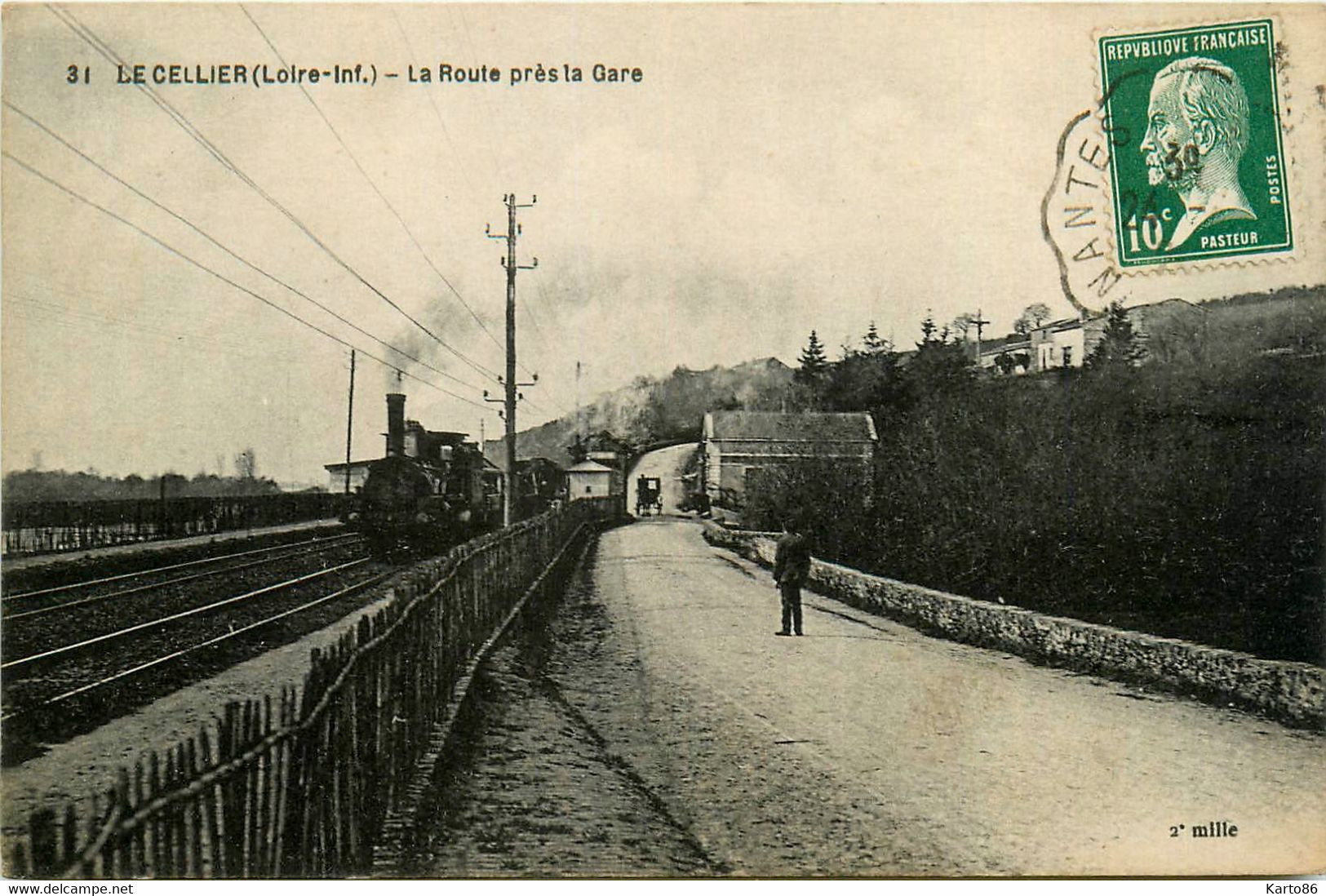 Le Cellier * La Route Près La Gare * Passage Du Train * Ligne Chemin De Fer - Le Cellier