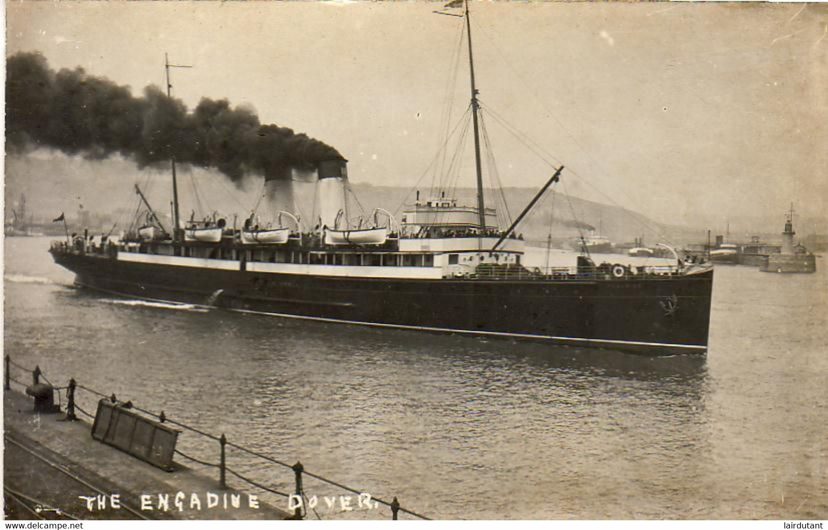 THE ENGADINE  ..........  DOVER  ............. Navire Bateau Au Port De Douvres   CARTE PHOTO - Koopvaardij