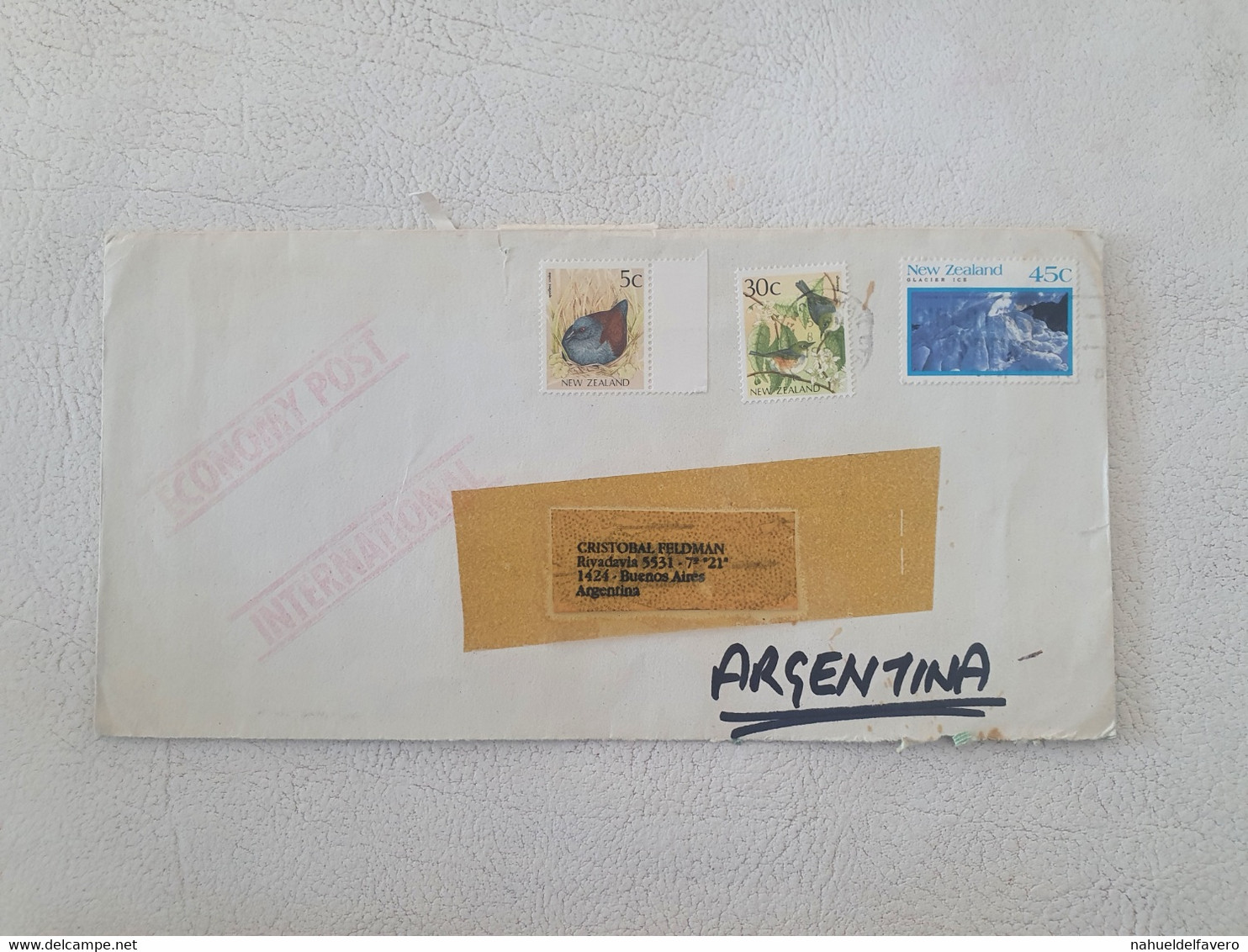 New Zealand - Enveloppe Moderne En Circulation Avec Beaucoup De Timbres - - Briefe U. Dokumente