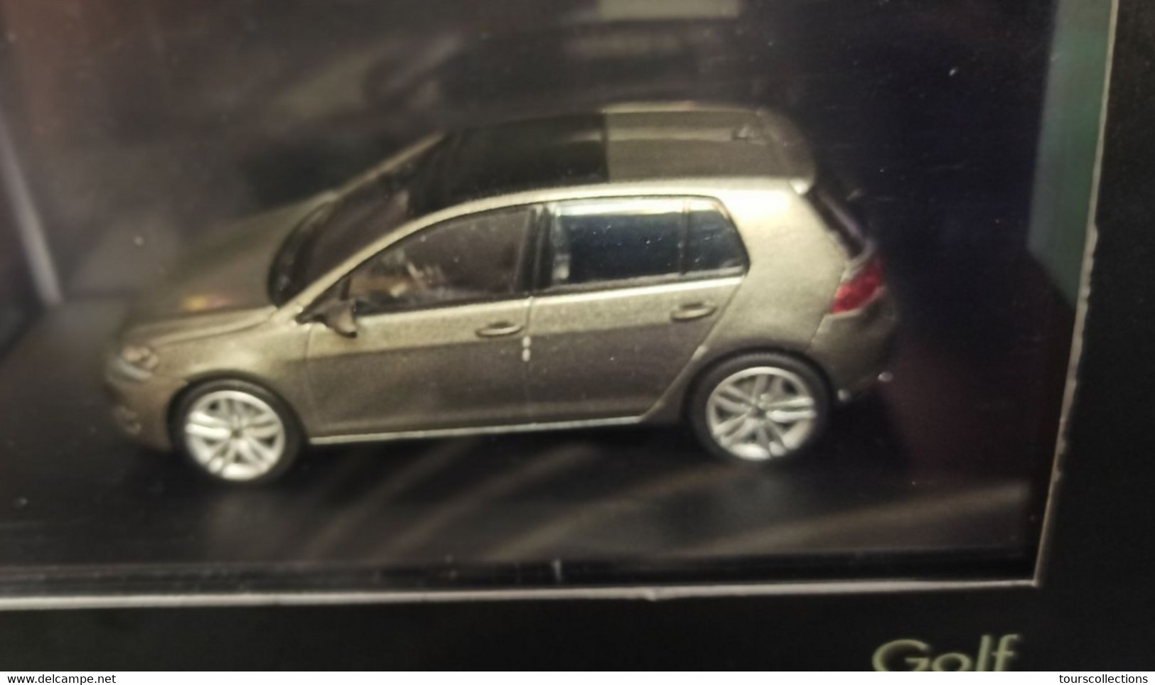 VW GOLF 7 VII GT TSI TDI HIGHLINE 5 DOOR LIMESTONE GREY 1:43 HERPA (DEALER MODEL) RARE 5G4.099.300. EV1