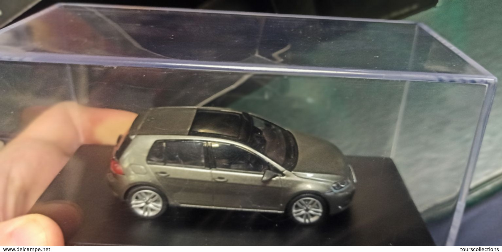 VW GOLF 7 VII GT TSI TDI HIGHLINE 5 DOOR LIMESTONE GREY 1:43 HERPA (DEALER MODEL) RARE 5G4.099.300. EV1