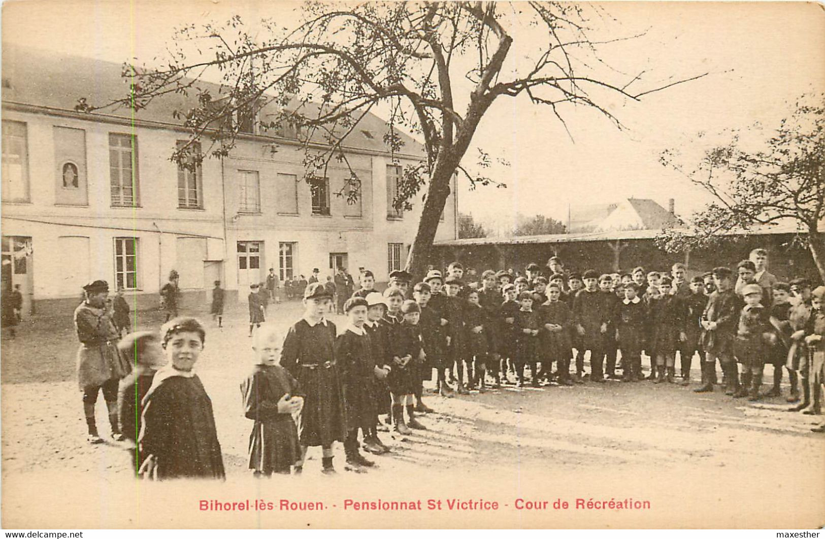 BIHOREL LÉS ROUEN Pensionnat Ste Victrice La Cour De Récréation - Bihorel