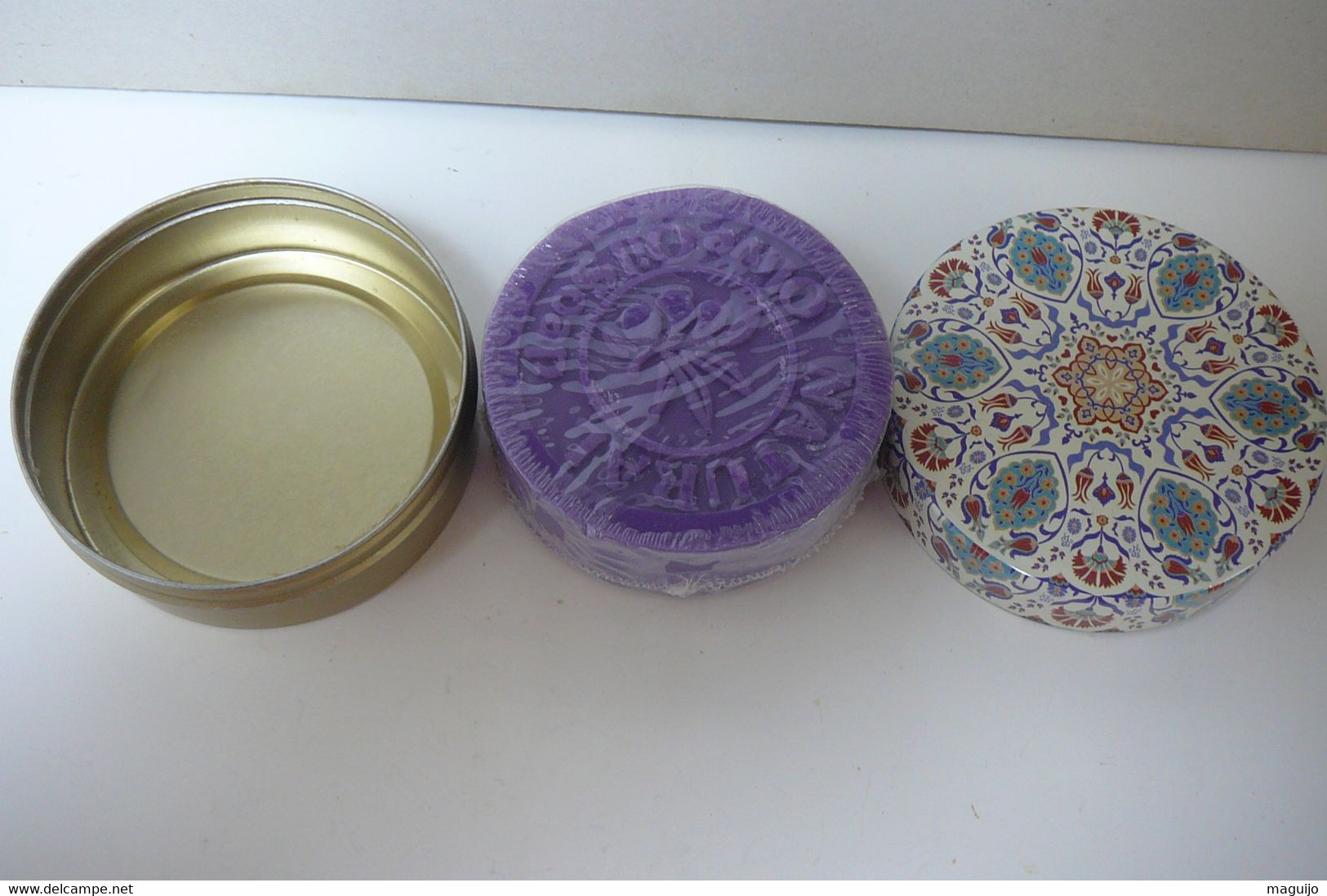 SAVON" LAVENDER"  ENCORE SOUS BLISTER , DANS SUPERBE BOITE  LIRE ET VOIR!! - Unclassified