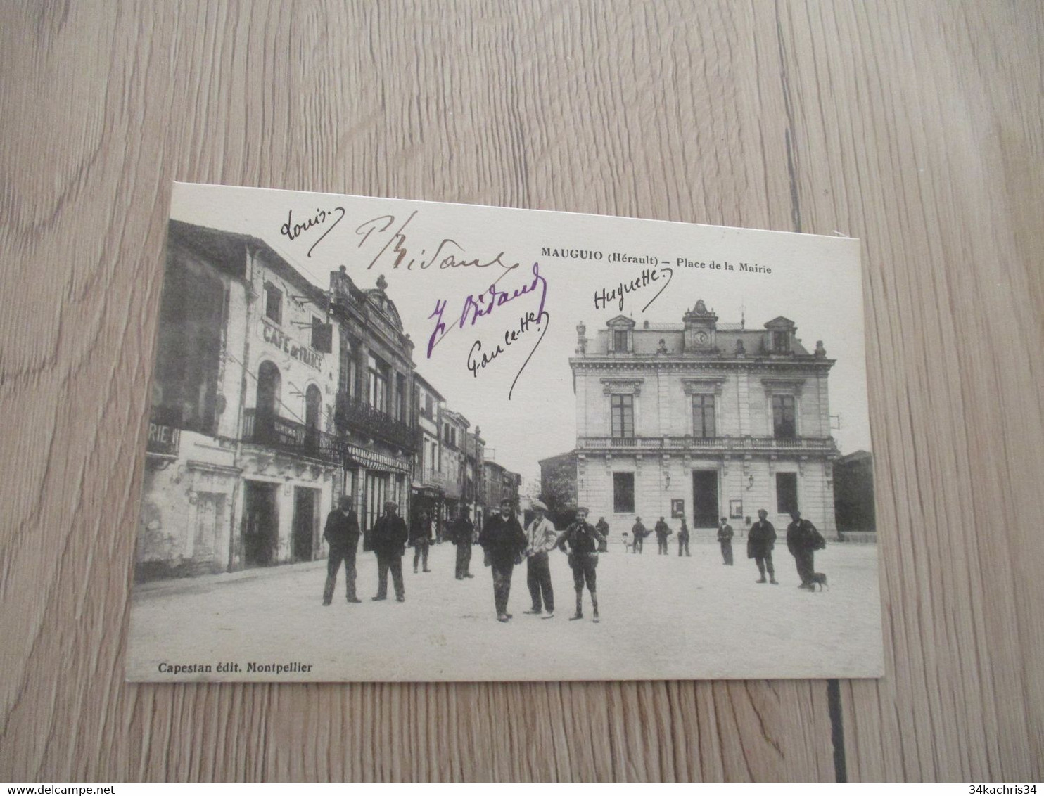 CPA 34 Hérault Mauguio Place De La Mairie Collage Au Dos - Mauguio