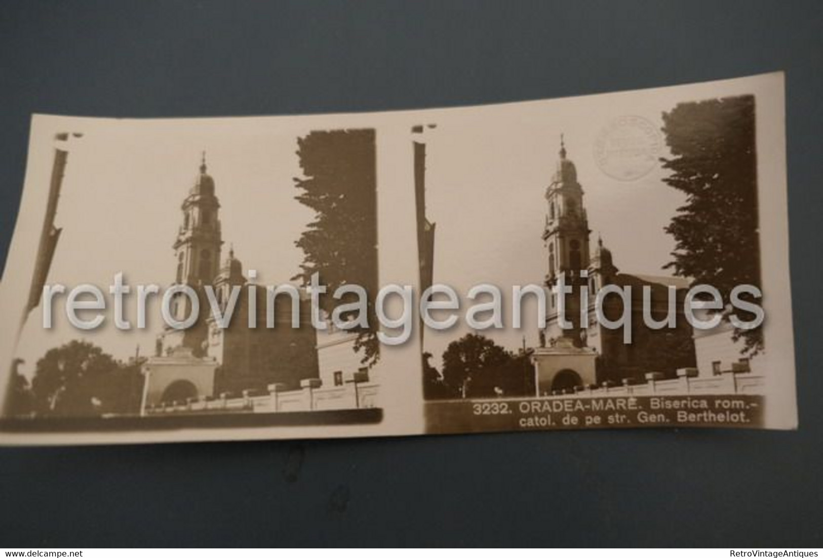 Fotografii Stereoscopice Oradea-Mare, Romania - Biserica Romano-Catolica De Pe Strada Berthelot Perioada Interbelica - Visionneuses Stéréoscopiques