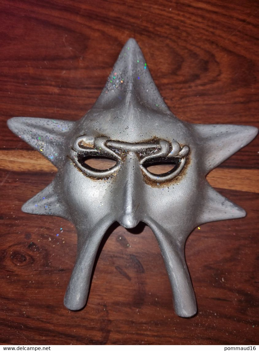 Petit Masque En Forme D'étoille - Carnaval