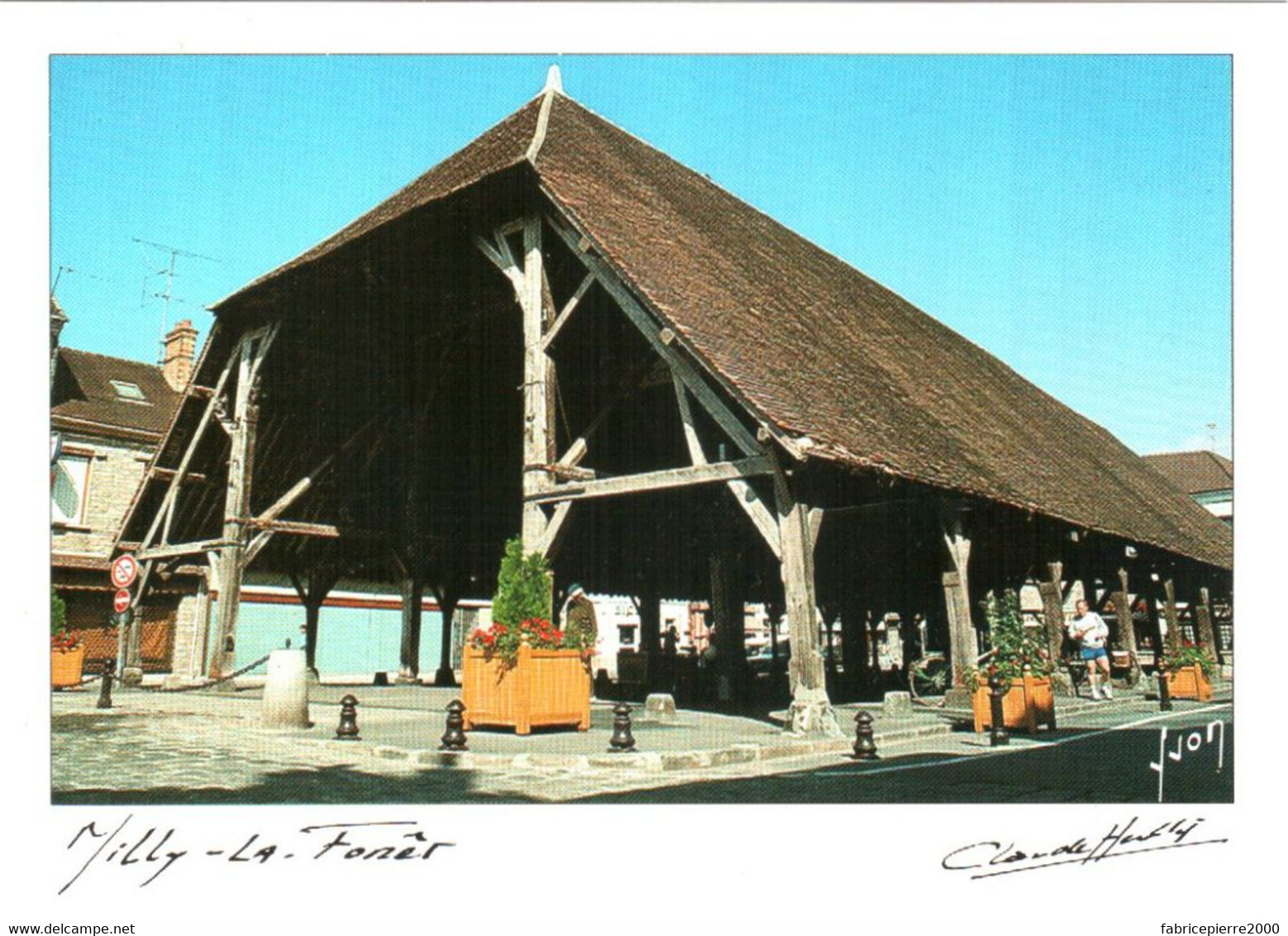 CPM 91 (Essonne) Milly-la-Forêt - Les Halles TBE - Piazze Di Mercato