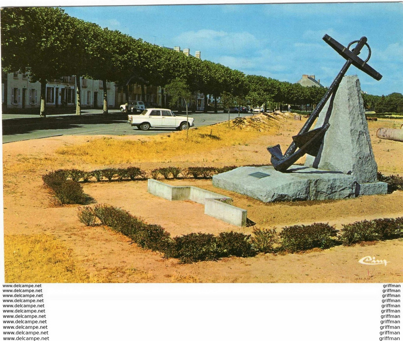 PAIMBOEUF MEMORIAL DES MARINS PERIS EN MER 1976 CPSM GM TBE - Paimboeuf