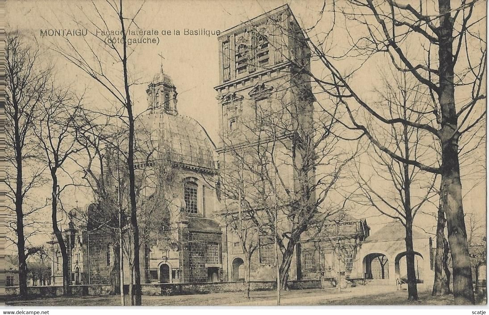 Montaigu   -   Façade Laterale De La Basilique.   -   1923   Naar   Bruxelles - Scherpenheuvel-Zichem