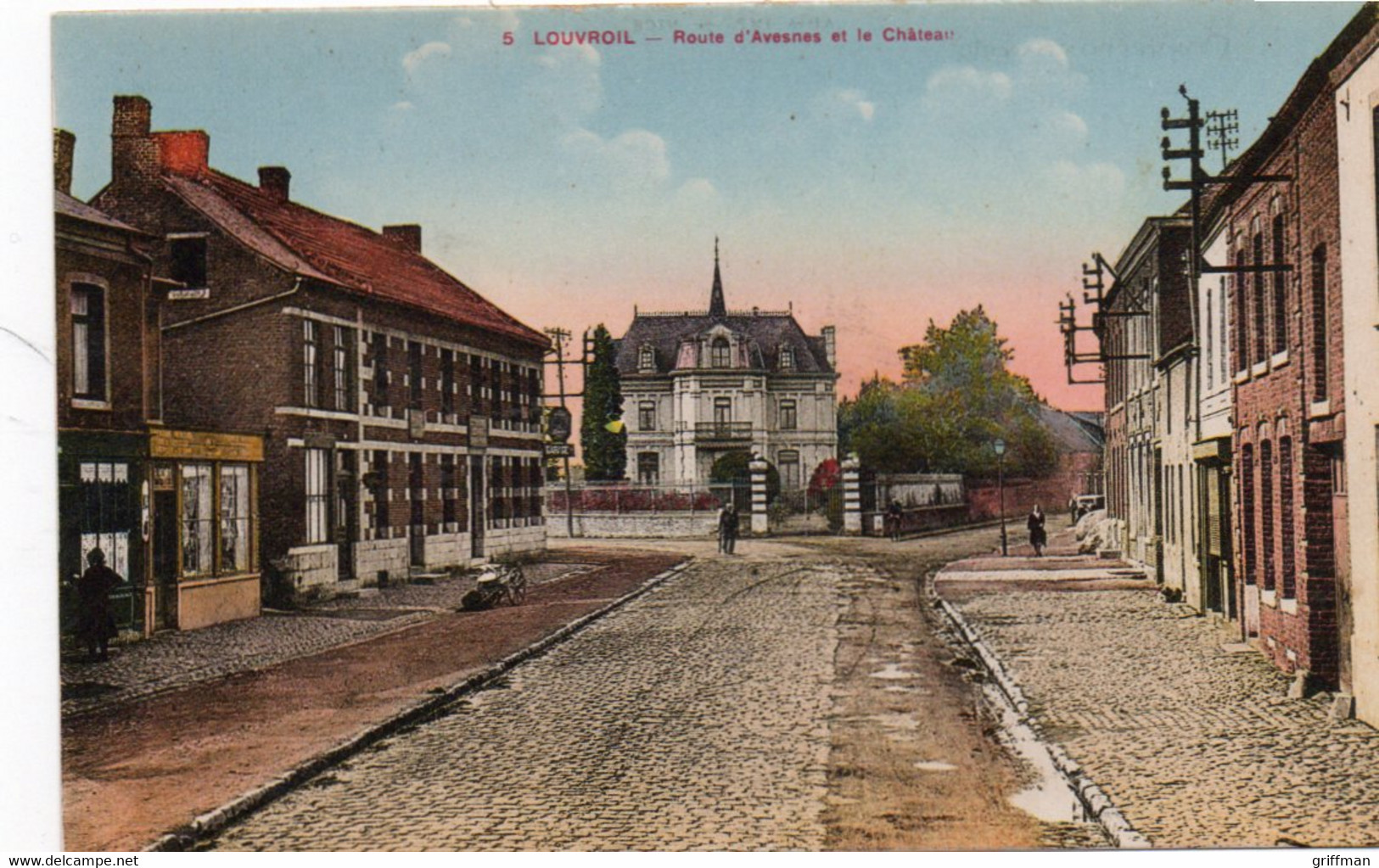 LOUVROIL ROUTE D'AVESNES ET LE CHATEAU TBE - Louvroil