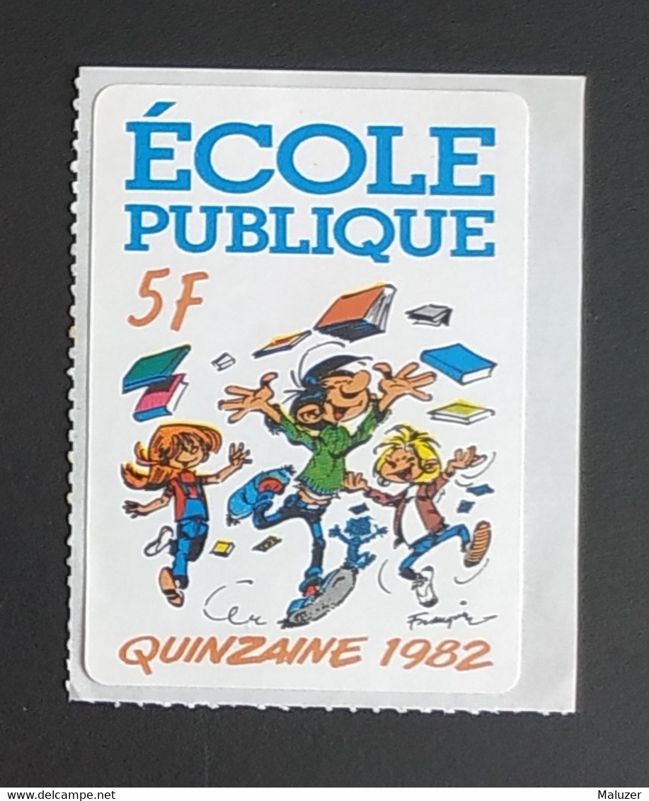 AUTOCOLLANT STICKER - ECOLE PUBLIQUE - QUINZAINE 1982 - GASTON LAGAFFE - FRANQUIN - BD BANDE DESSINÉE - Aufkleber