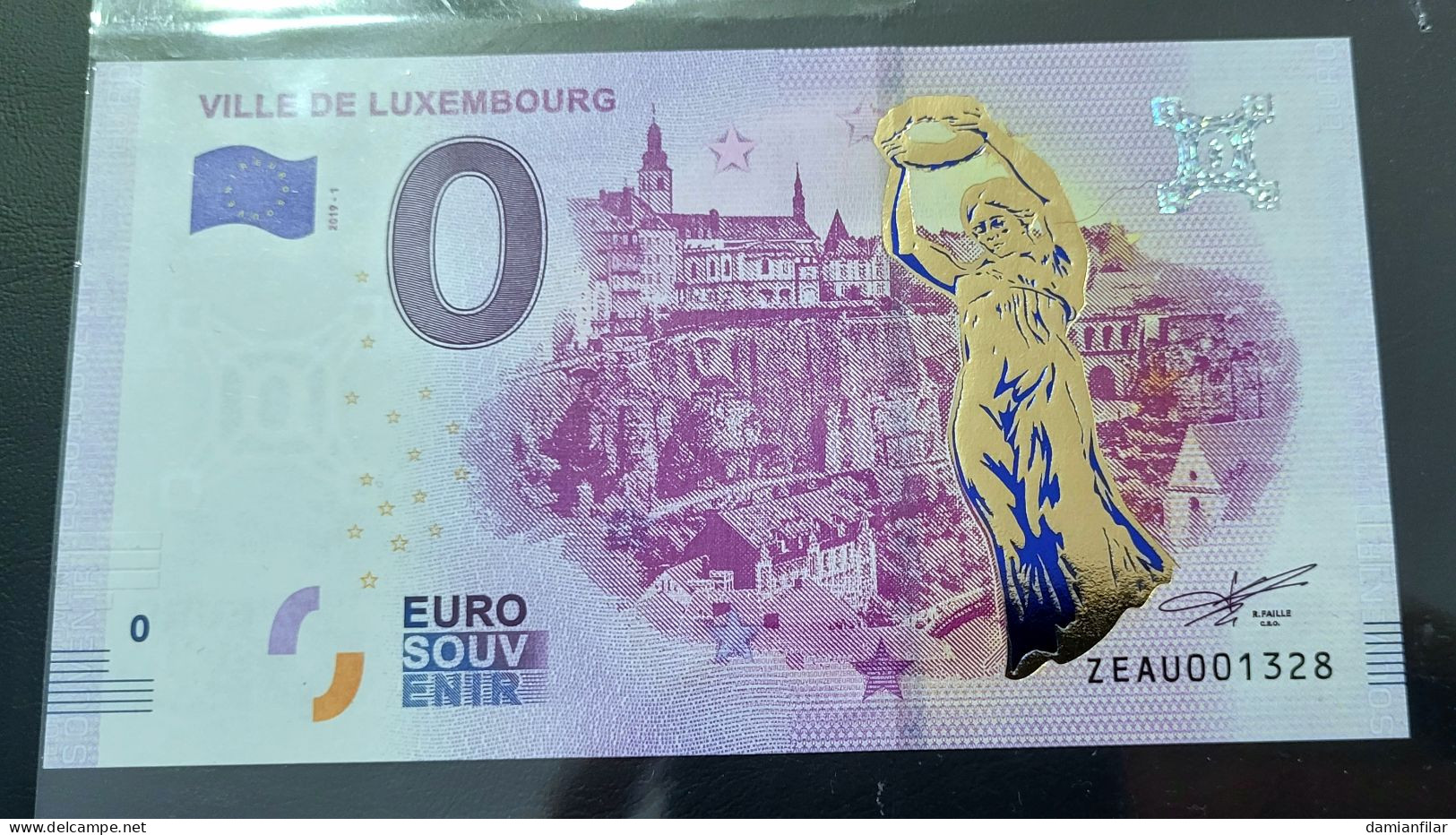 0 Euro Souvenir Ville De Luxembourg ZEAU 2019-1 Gold - Luxembourg