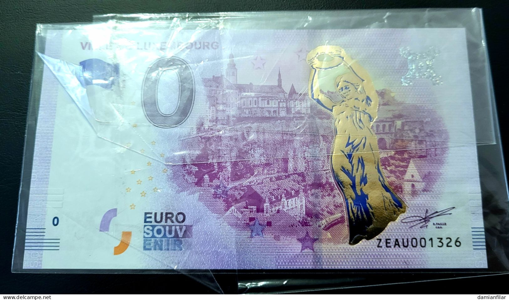 0 Euro Souvenir Ville De Luxembourg ZEAU 2019-1 Gold - Luxembourg