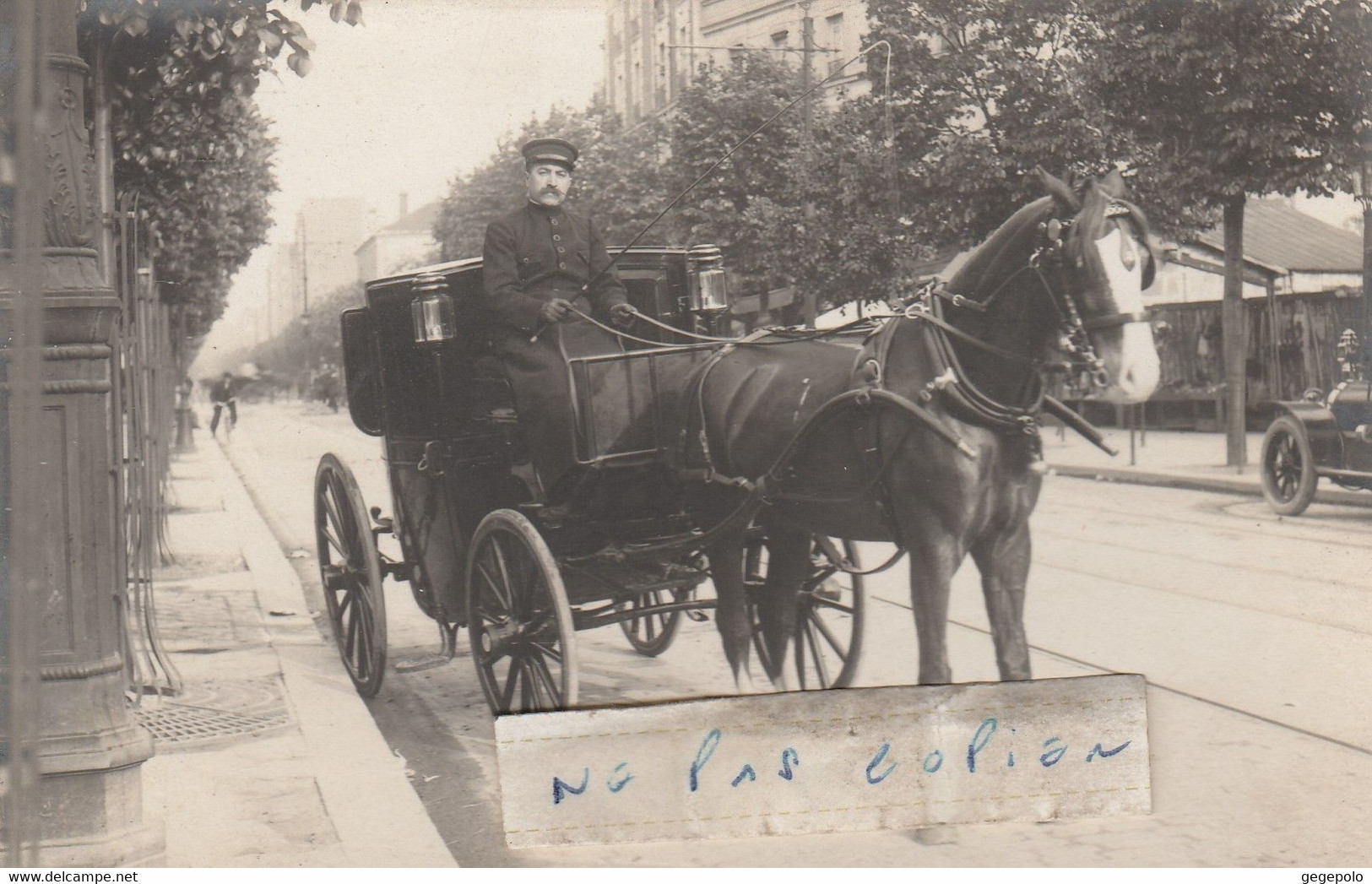 PARIS - L'oncle Pierre Sur Un Magnifique Attelage à Localiser ( Carte Photo ) - Trasporto Pubblico Stradale