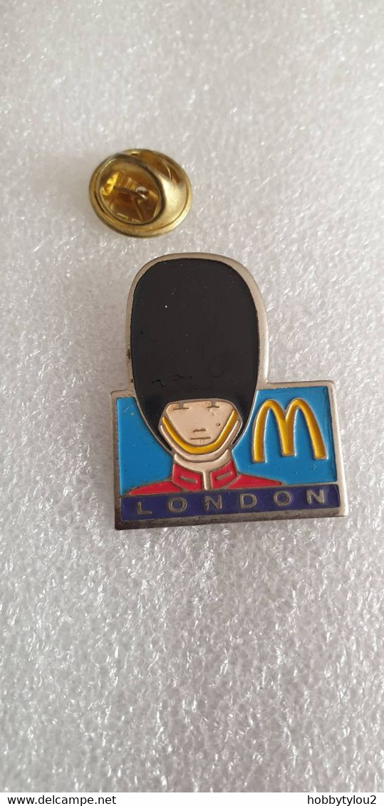 Pin's McDonalds London - McDonald's