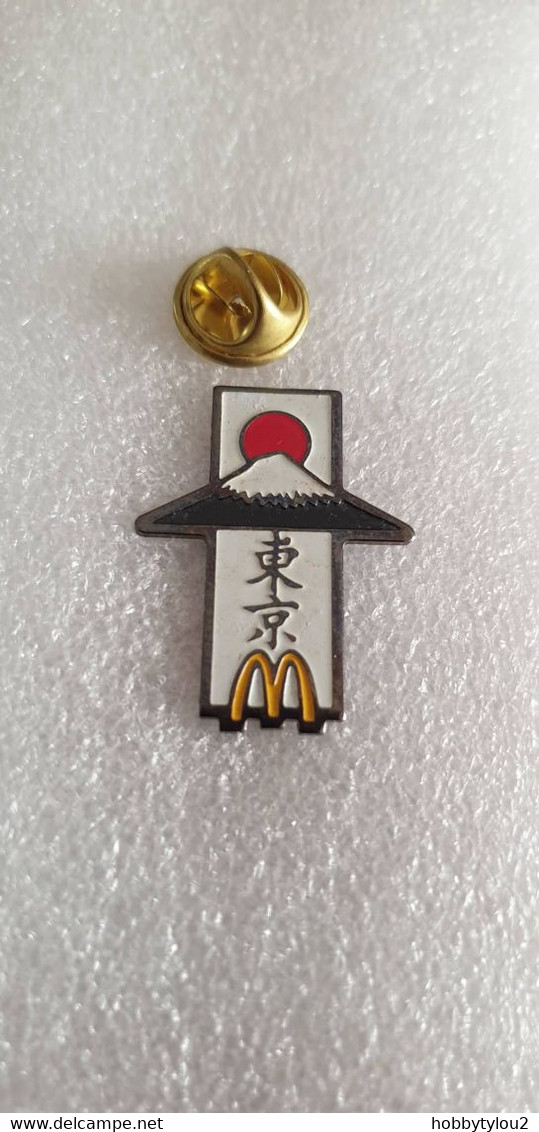 Pin's McDonalds Japon - McDonald's