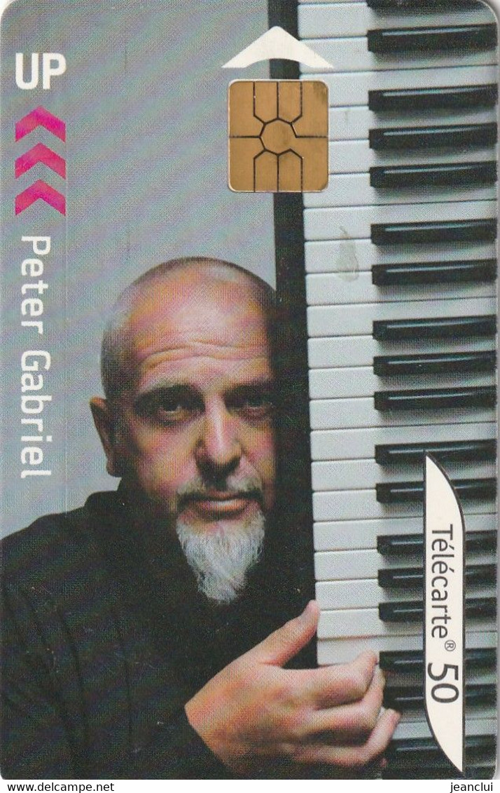 F 1236 .   PETER GABRIEL   . 50  U -  08/02 .  GEM2  .- COTE = 6 €     2 SCANES - 2002