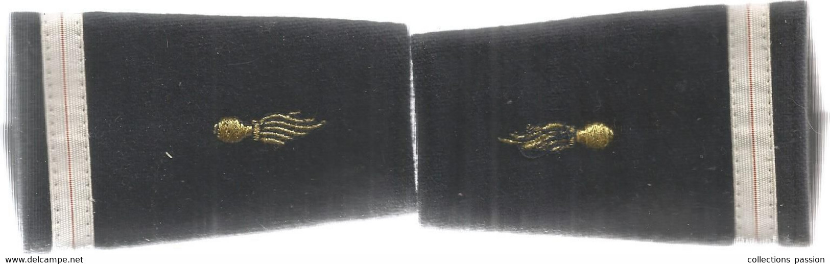 Militaria, Passant D'épaule ,  Lot De 2 , Frais Fr 1.95 E - Ecussons Tissu