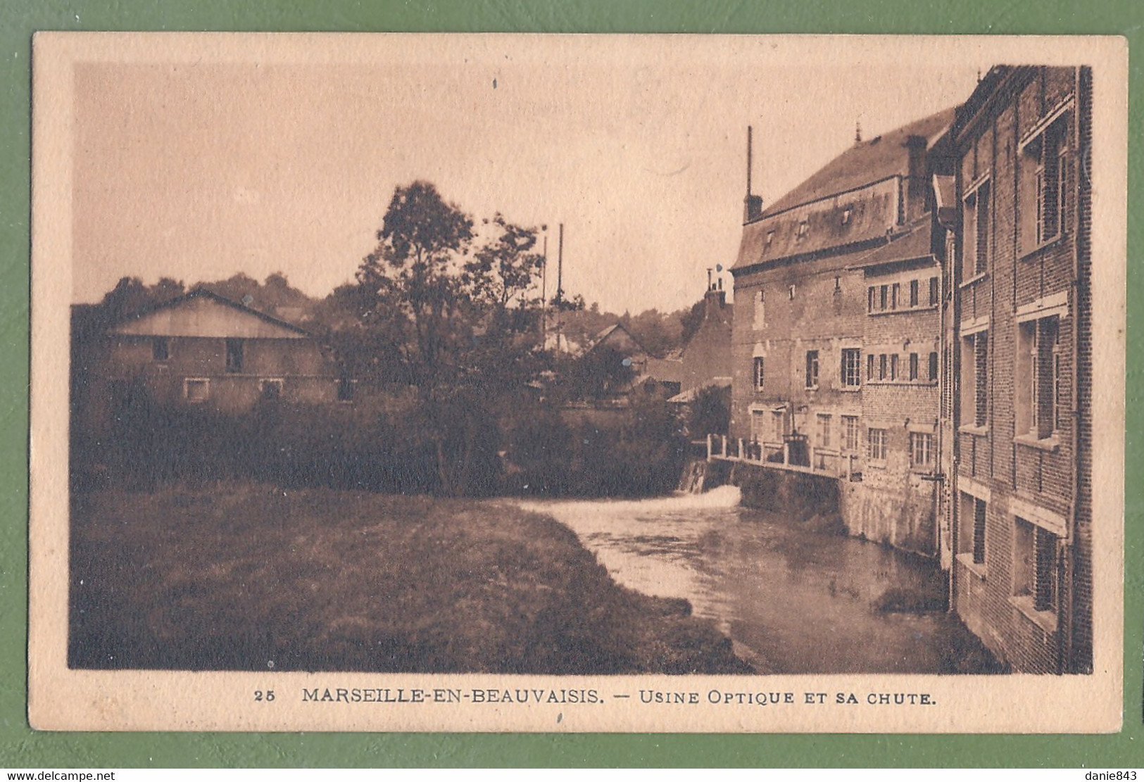 CPA Vue Rare - OISE - MARSEILLE EN BEAUVAISIS - USINE OPTIQUE ET SA CHUTE (d'eau) - édition Guénin / 25 - Marseille-en-Beauvaisis