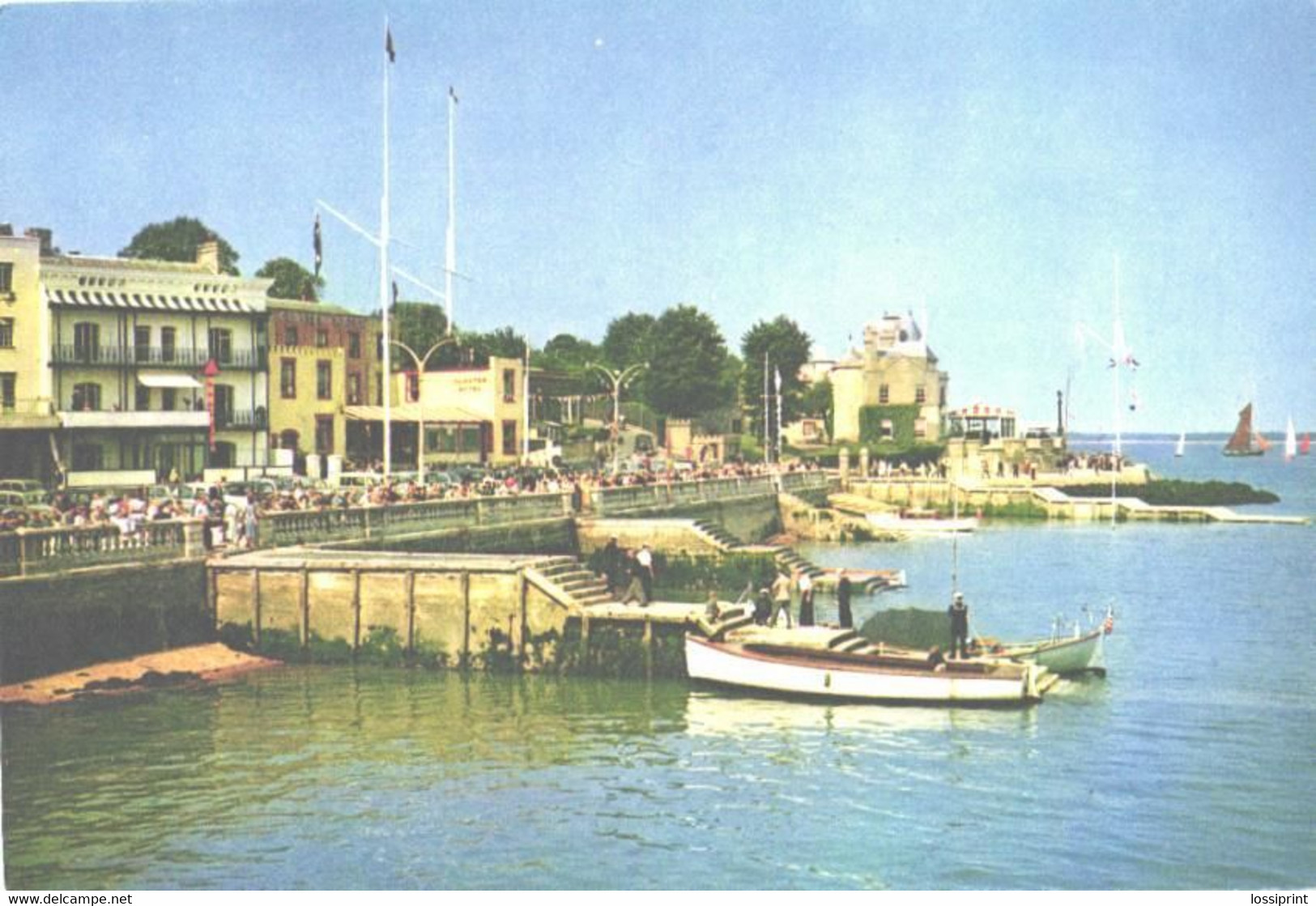 United Kingdom:Isle Of Wight, Cowes, Victoria Parade - Cowes